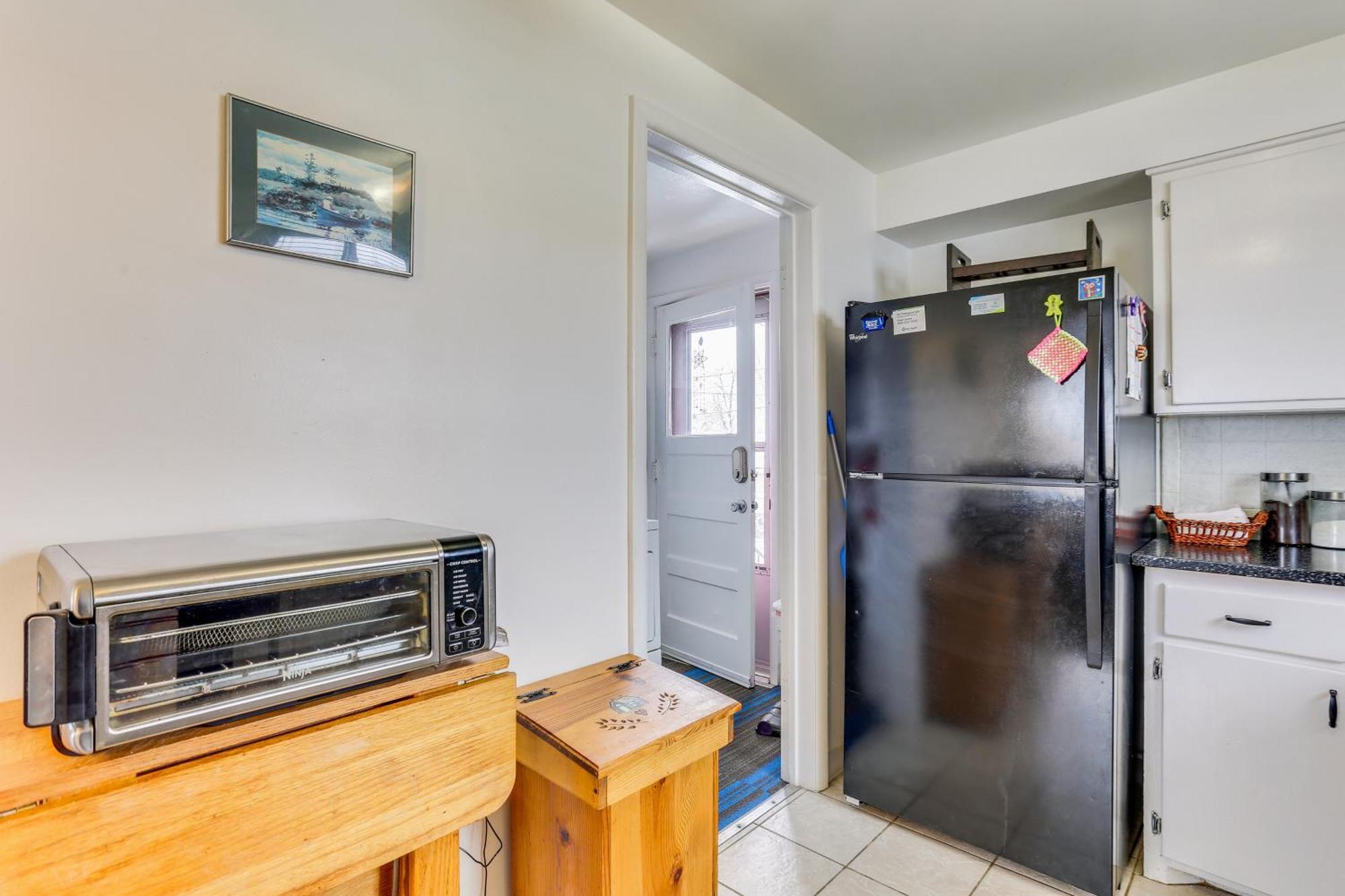 Dog-Friendly Denver Apartment With Shared Yard! Exterior photo